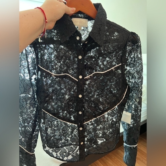 Divine Heritage Western Lace Pearl Snap Blouse - Picture 3 of 16